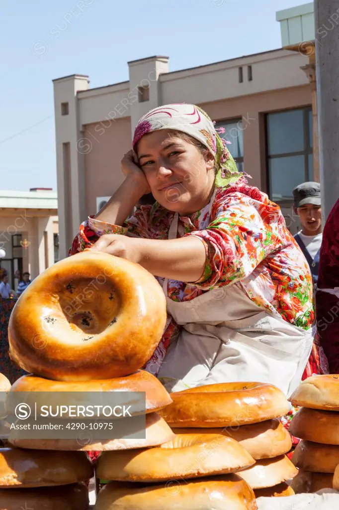 Woman selling non bread, Siyob Market, also known as Siab Market, Samarkand, Uzbekistan