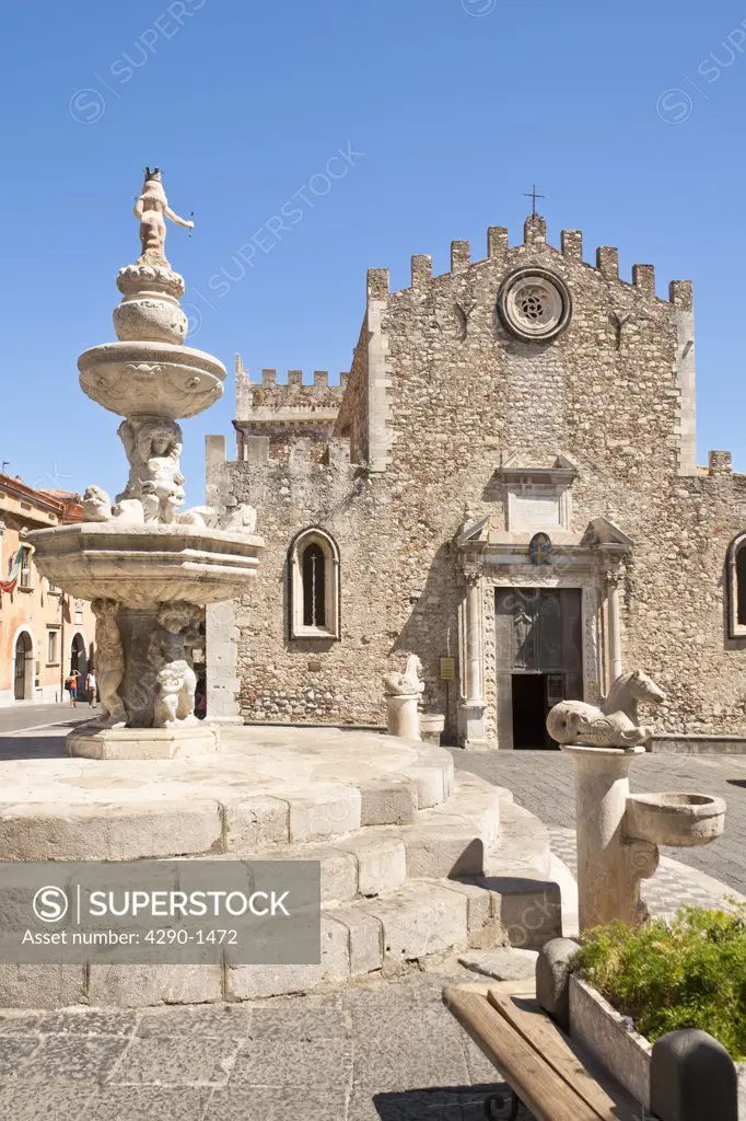 Taormina Cathedral, Cathedral of San Nicolo, and baroque fountain, Piazza Del Duomo, Taormina, Sicily, Italy