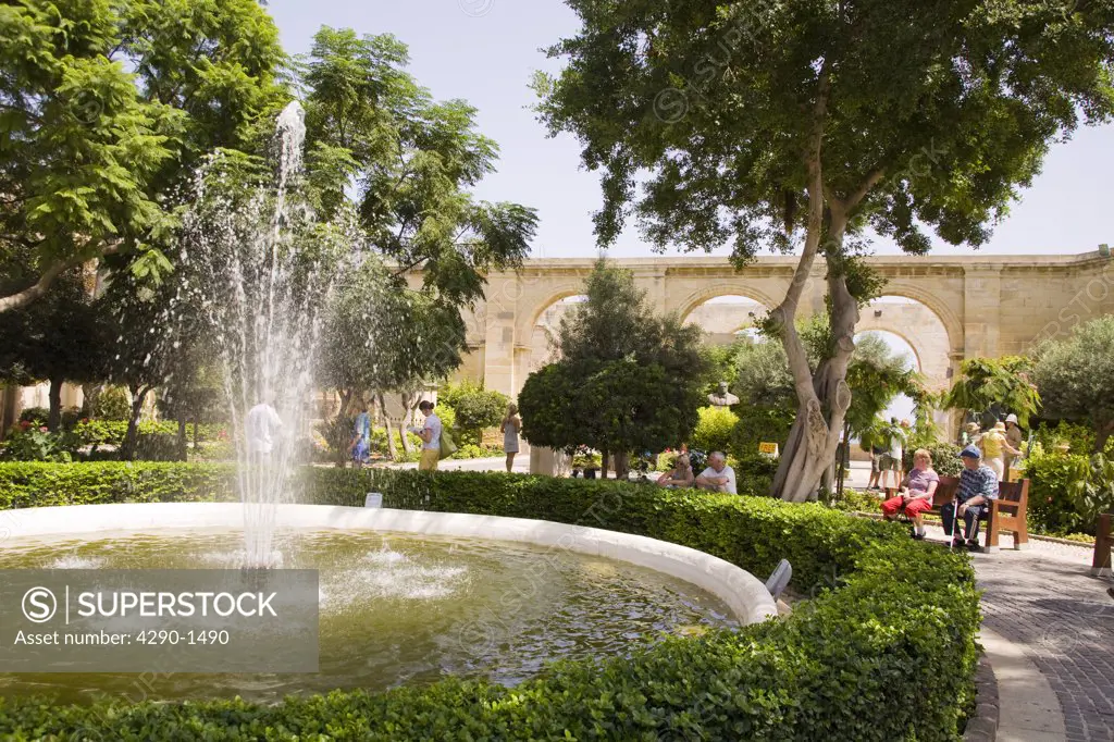 Water fountain and tourists, Upper Barracca Gardens, Valletta, Malta