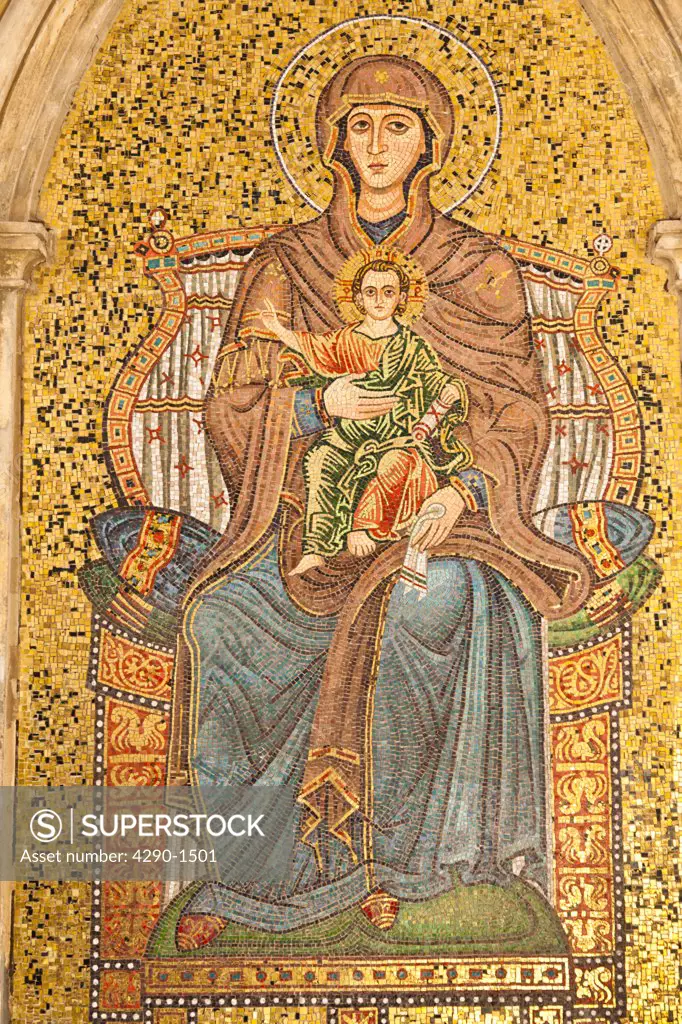 Mosaic of Mary and Jesus on wall of Torre dell Orologio, La Porta Di Mezzo, Piazza IX Aprile, Taormina, Sicily, Italy