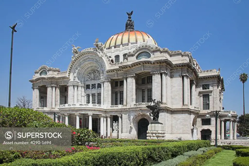 Palacio de las Bellas Artes, and Museo Nacional de Arquitectura, Alameda Central, Mexico City, Mexico