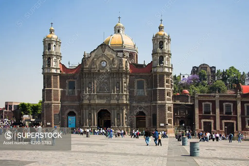 Old Basilica, Basilica de Nuestra Senora de Guadalupe, Our Lady of Guadalupe, Mexico City, Mexico