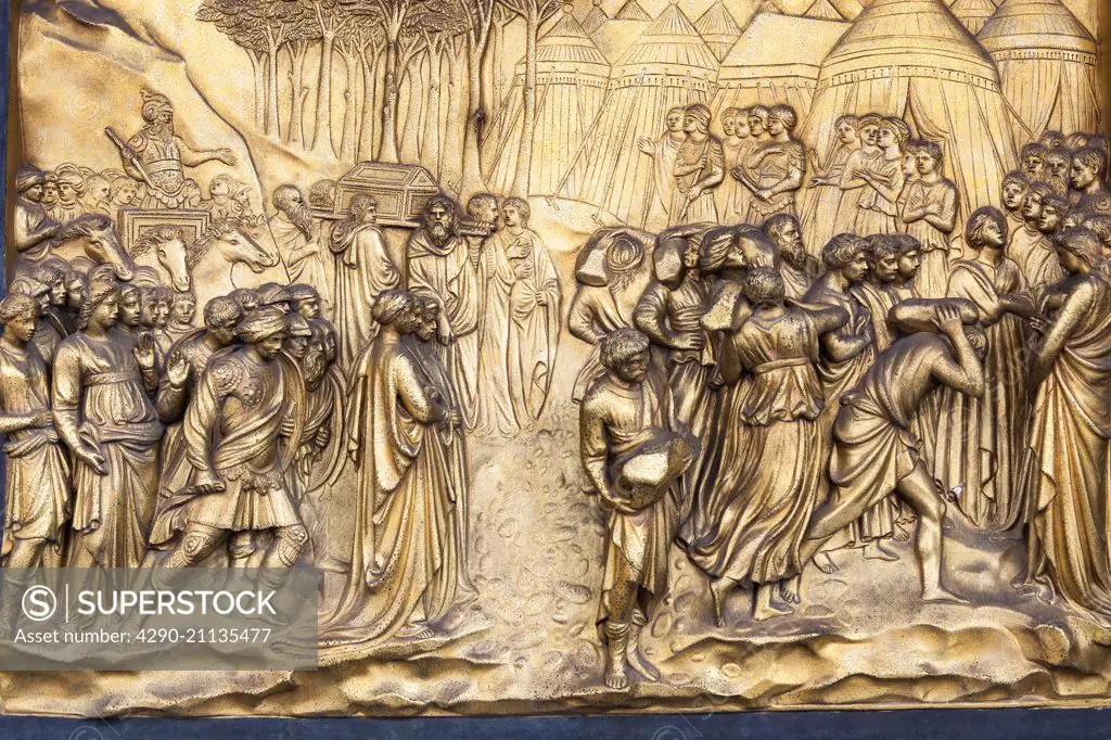 Florence Baptistery, Fall of Jericho bronze panel, East doors, Gates of Paradise, by Lorenzo Ghiberti, Florence, Italy