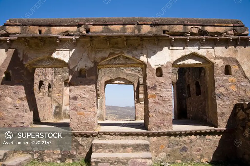 Dulha Mahal historic building in Ranthambhore Fort, Ranthambhore National Park, Rajasthan, India