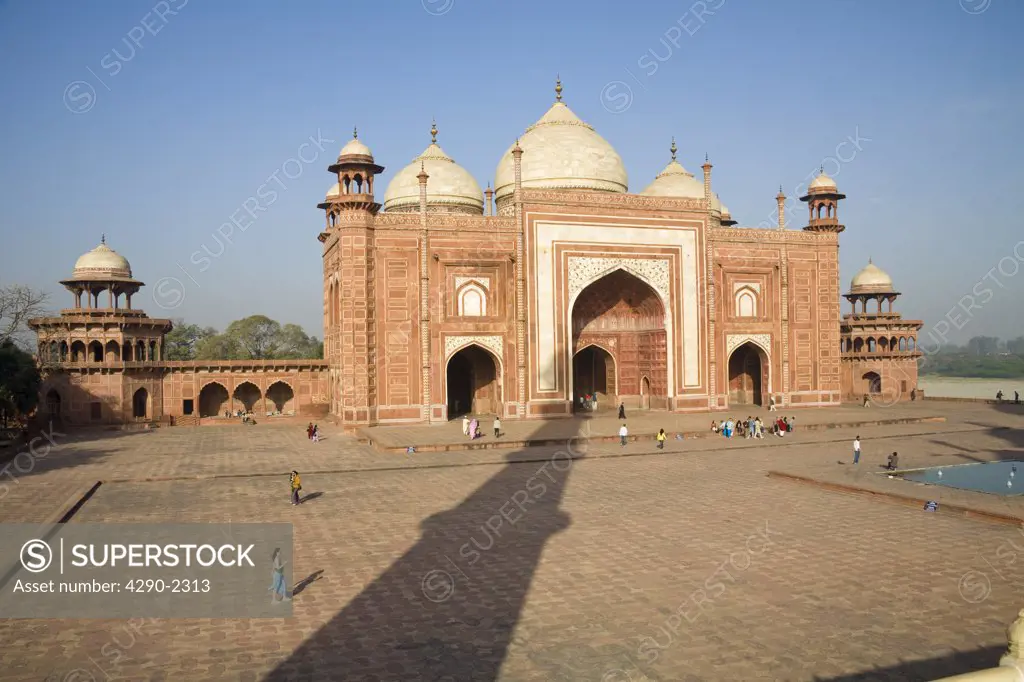 Taj Mahal Mosque immediately adjacent to the Taj Mahal, Agra, Uttar Pradesh, India