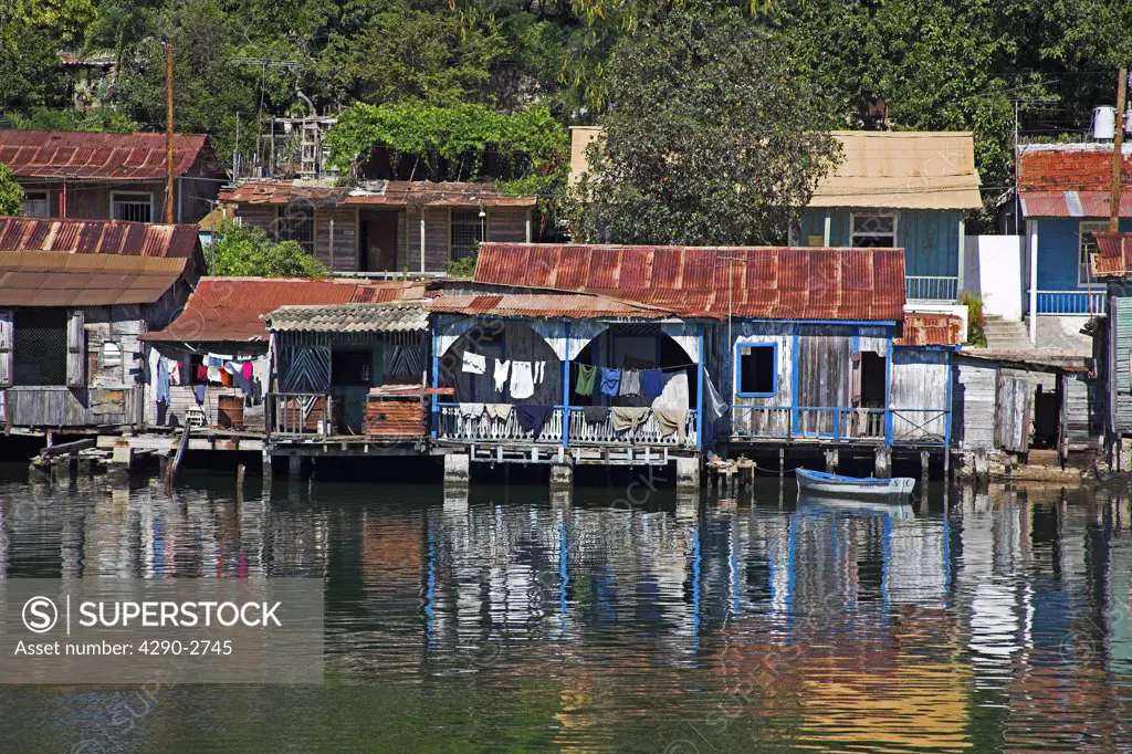 Houses on the shore of Cayo Granma, Santiago Bay, Santiago de Cuba, Cuba