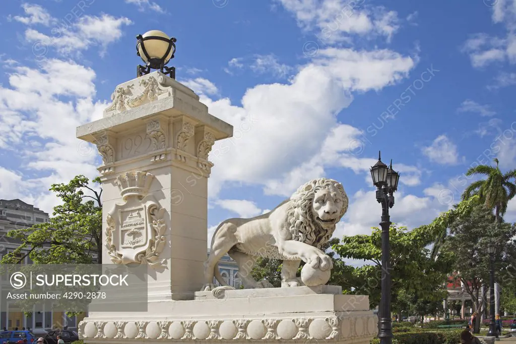 Lion statue, Parque Jose Marti, Plaza de Armas, Cienfuegos, Cienfuegos Province, Cuba