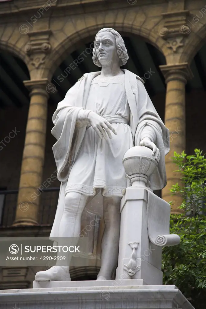 Christopher Columbus statue, Museo de la Ciudad, Palacio de los Capitanes Generales, Havana, La Habana Vieja, Cuba