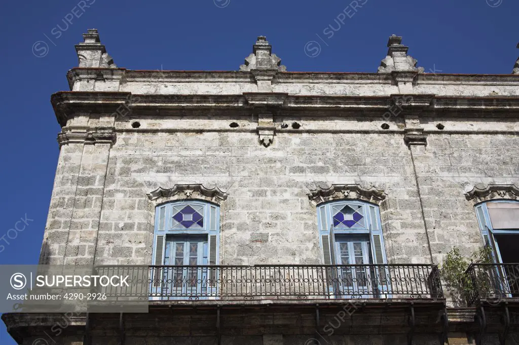 Balcony of a traditional Havana building, Havana, La Habana Vieja, Cuba