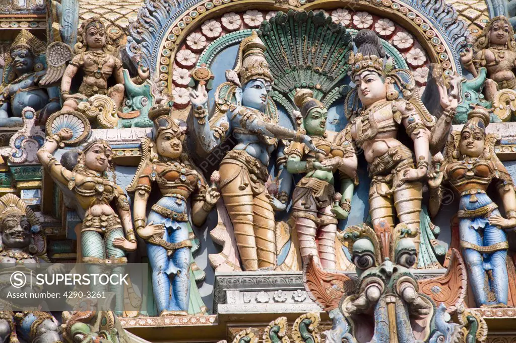 Carved figures on a gopuram, Meenakshi Temple, Madurai, Tamil Nadu, India