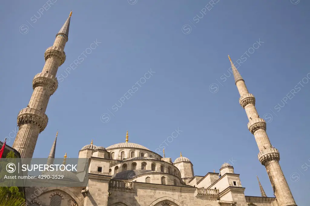 Sultanahmet Mosque, also known as the Blue Mosque and Sultan Ahmed Mosque, Istanbul, Turkey