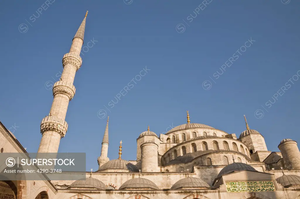 Sultanahmet Mosque, also known as the Blue Mosque and Sultan Ahmed Mosque, Istanbul, Turkey