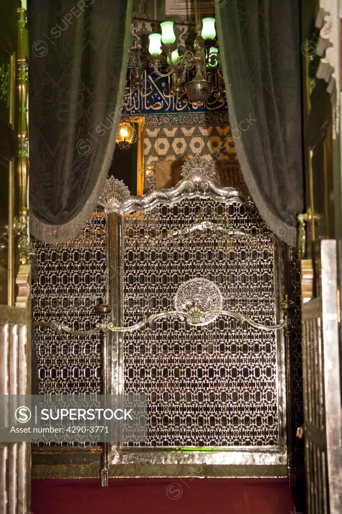 Tomb of Abu Ayyub Al-Ansari at the Eyup Sultan Mosque, Eyup, Istanbul, Turkey