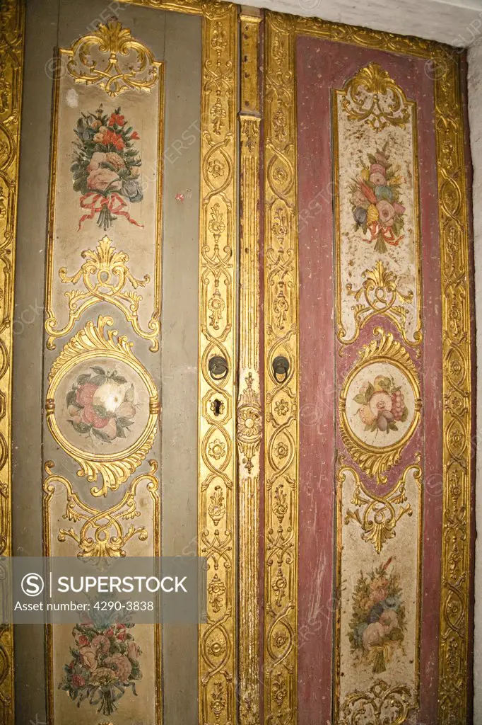 Doors in Privy Chamber of Sultan Murad III, Topkapi Palace, also known as Topkapi Sarayi, Sultanahmet, Istanbul, Turkey