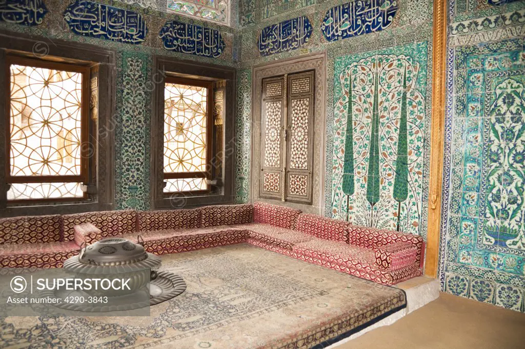 Crown Princes classroom in The Harem, Topkapi Palace, also known as Topkapi Sarayi, Sultanahmet, Istanbul, Turkey