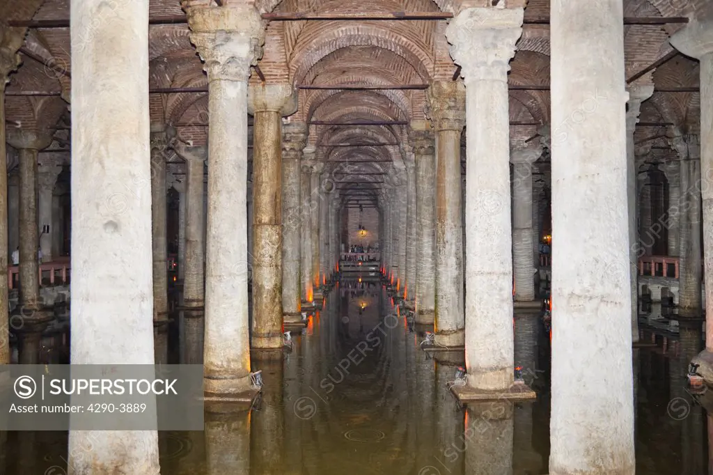 The Basilica Cistern, Yerebatan Sarnici, Sultanahmet, Istanbul, Turkey