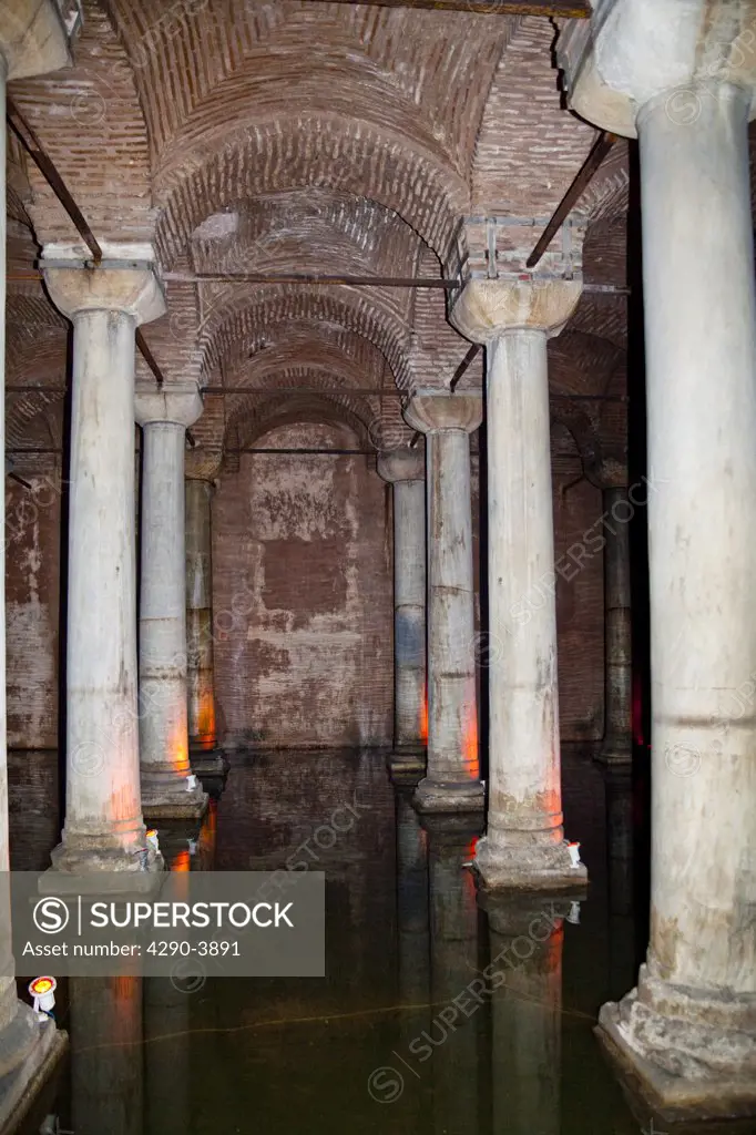 The Basilica Cistern, Yerebatan Sarnici, Sultanahmet, Istanbul, Turkey