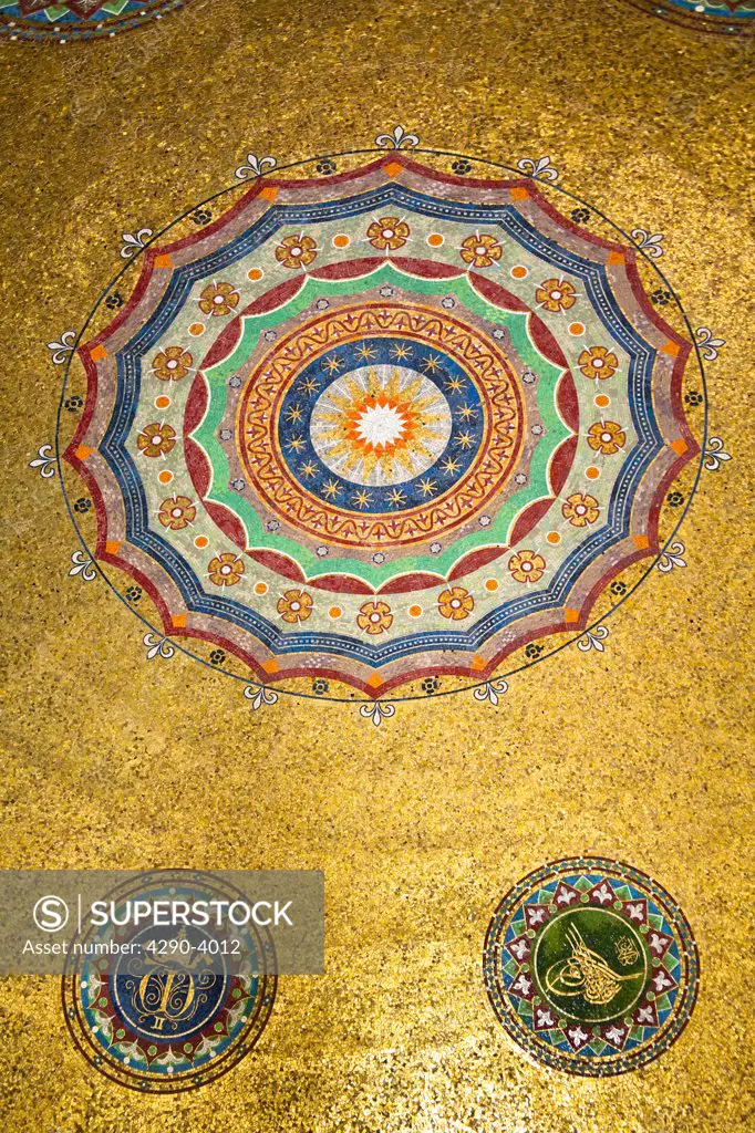 Colourful ceiling of the Neo Byzantine German Fountain, Alman Cesmesi, in the Hippodrome, Istanbul, Turkey