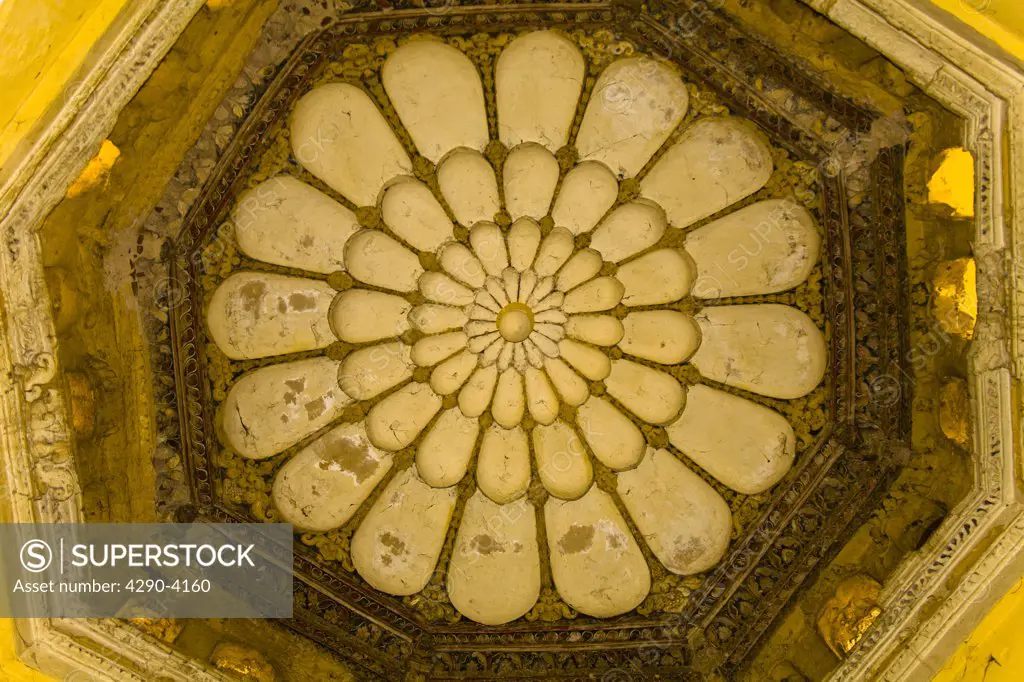 Octagonal ceiling feature in Thirumalai Nayak Palace, Madurai, Tamil Nadu, India