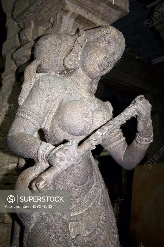 Statue of woman playing a veena, Hall of 1,000 Pillars, Meenakshi Temple, Madurai, Tamil Nadu, India