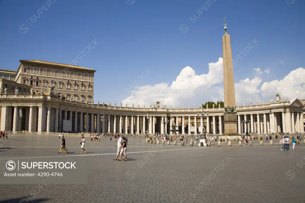 Tourists, obelisk and colonnade, Saint Peters Square, Piazza San Pietro, Vatican City, Rome, Italy