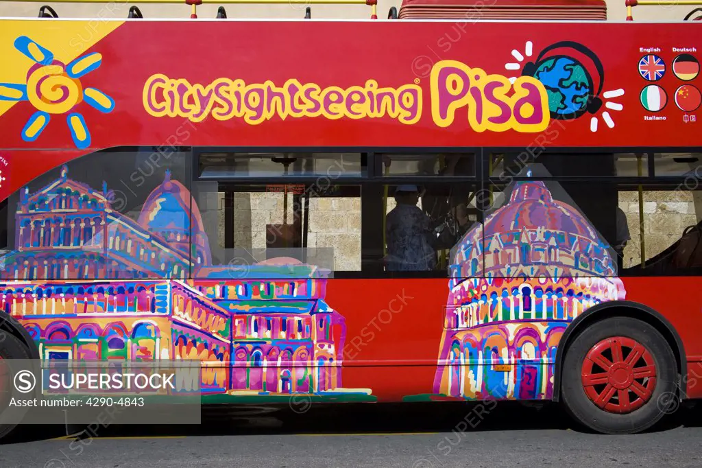 City sightseeing tour bus, Pisa, Tuscany, Italy