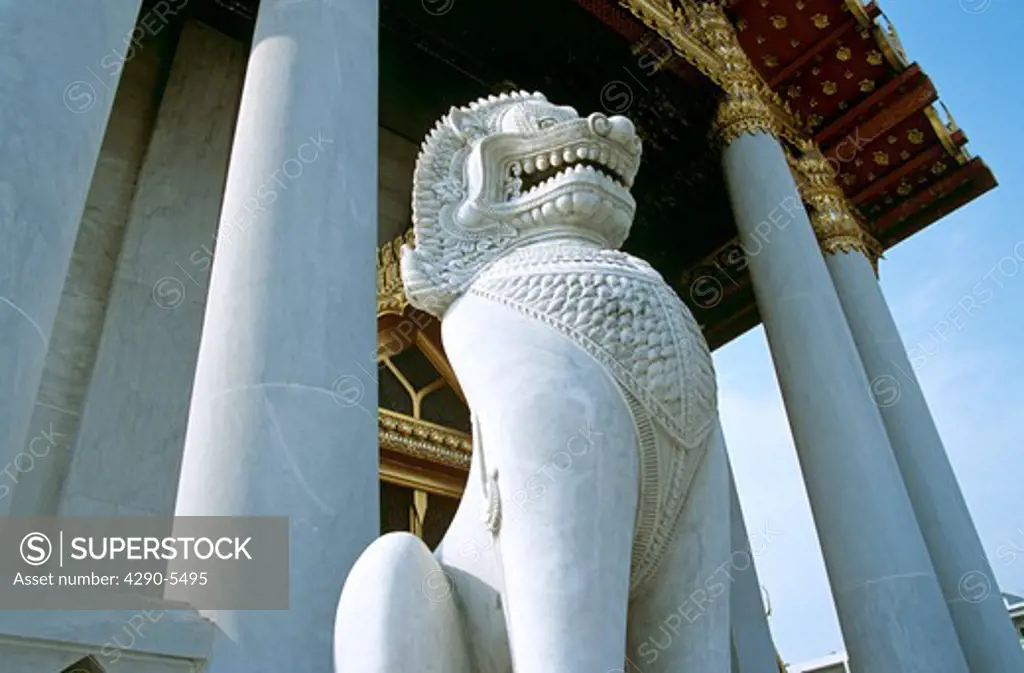Lion statue, Marble Temple, Wat Benchamabophit, Bangkok, Thailand