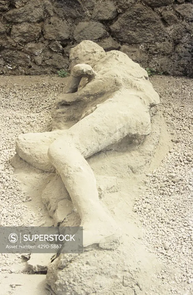 Victim of 79AD Vesuvius eruption, Pompeii archaeological site, Pompeii, near Naples, Campania, Italy