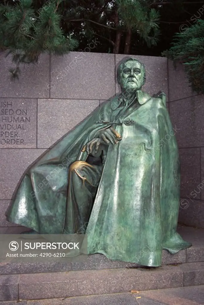Franklin Delano Roosevelt Memorial, Statue of F D Roosevelt, West Potomac Park, Washington, DC, USA