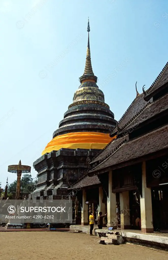 A chedi, Wat Phra That Lampang Luang Temple, Lampang, Lampang Province, Northern Thailand