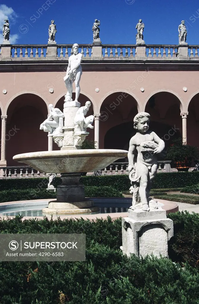 Fountain and statue in courtyard, John and Mable Ringling Museum of Art, Sarasota, Florida, USA