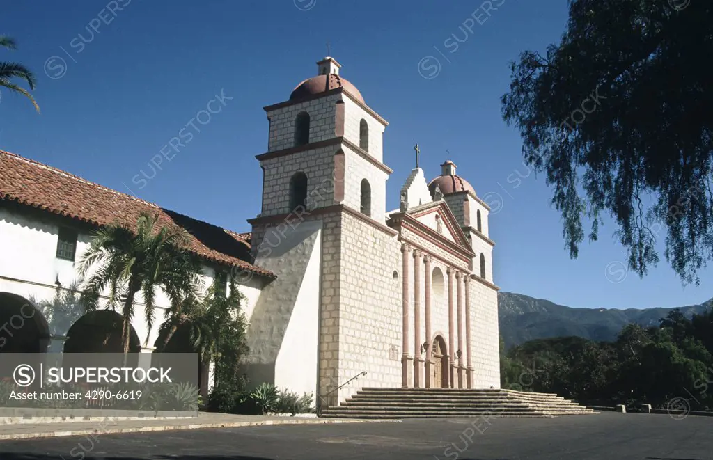 Santa Barbara Mission, Santa Barbara, California, USA