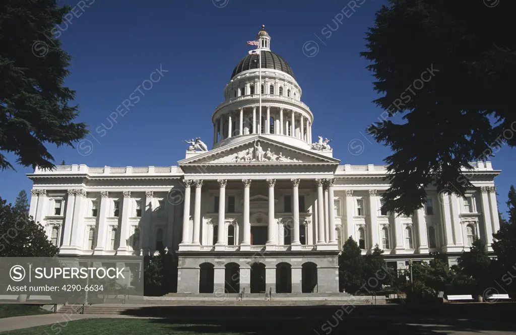 California State Capitol Building, Sacramento, California, USA