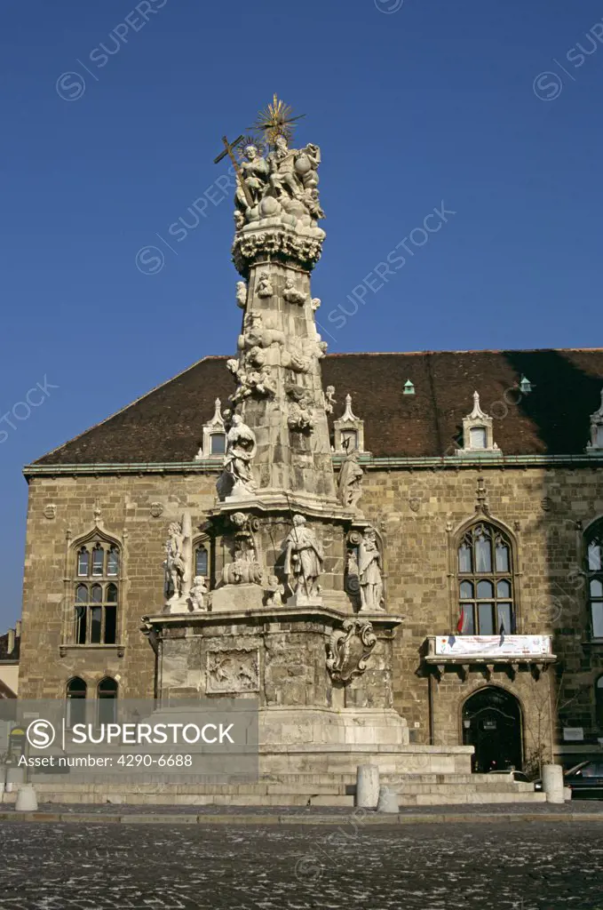 Holy Trinity Statue, Szentharomsag Ter, (Trinity Square), Castle Hill District, Budapest, Hungary.