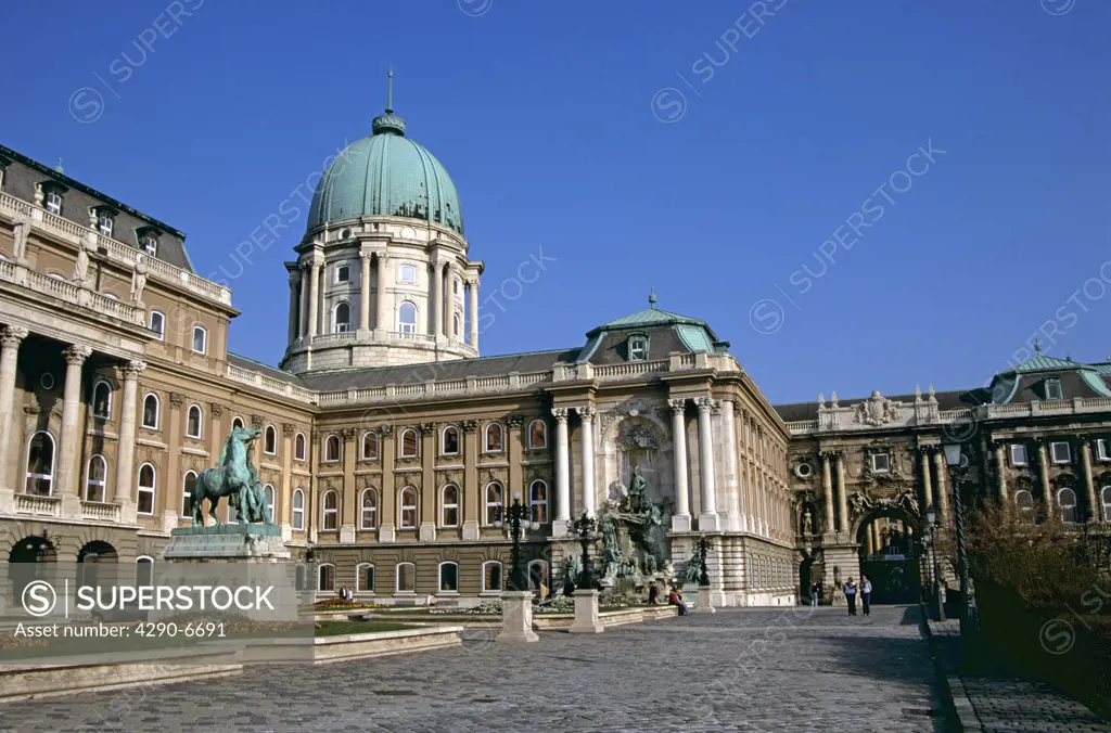 Castle and Palace complex, Saint Georges Square (outer courtyard), Castle Hill District, Budapest, Hungary.
