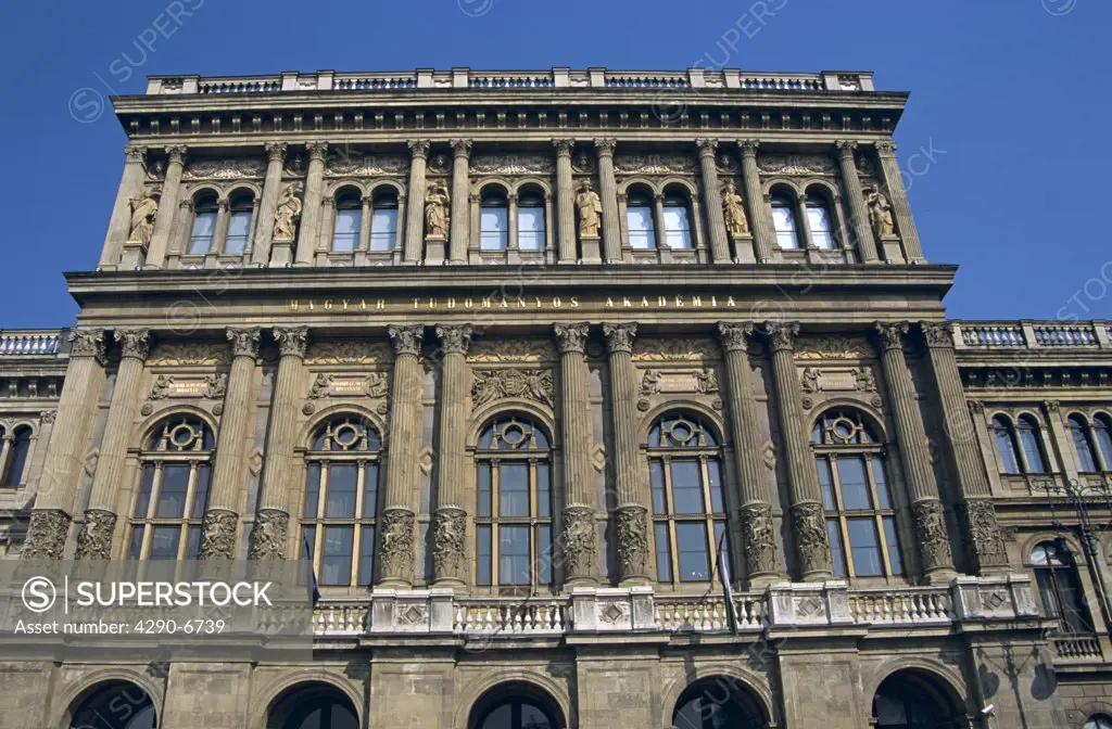 Hungarian Science Academy, Roosevelt Ter (Square), Budapest, Hungary