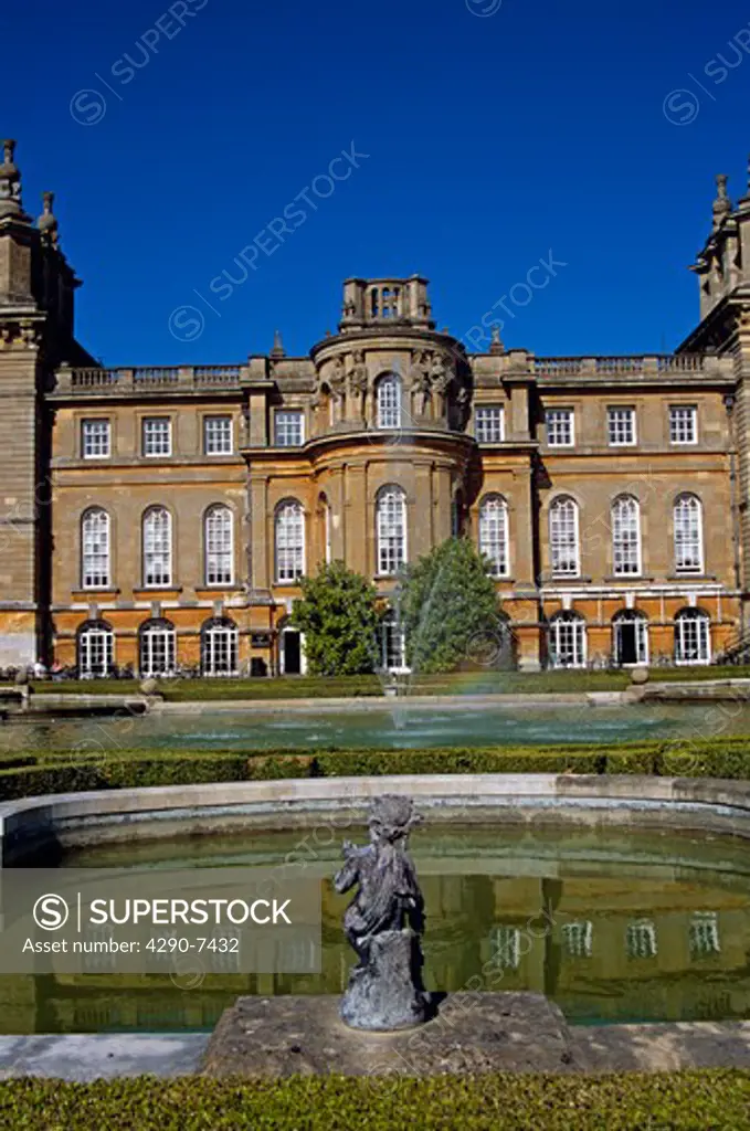 Blenheim Palace, Woodstock, near Oxford, Oxfordshire, England. View from upper water terrace