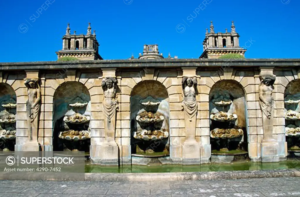 Blenheim Palace, Woodstock, near Oxford, Oxfordshire, England. Water fountains in wall in lower water terrace