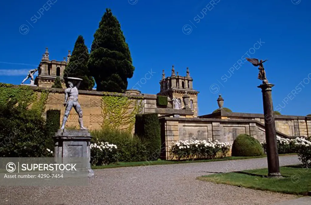 Blenheim Palace, Woodstock, near Oxford, Oxfordshire, England. Statues in lower water terrace.