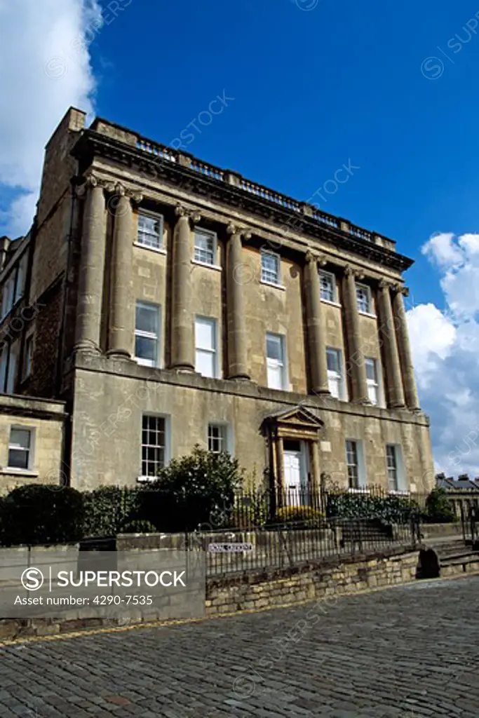 House and Royal Crescent street name, Royal Crescent, Bath, Somerset, England