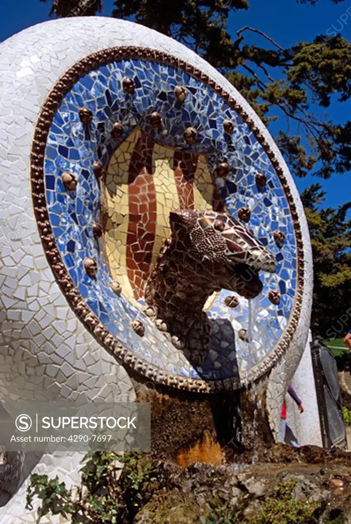 Circular ceramic lizard exhibit, Guell Park, Barcelona, Spain