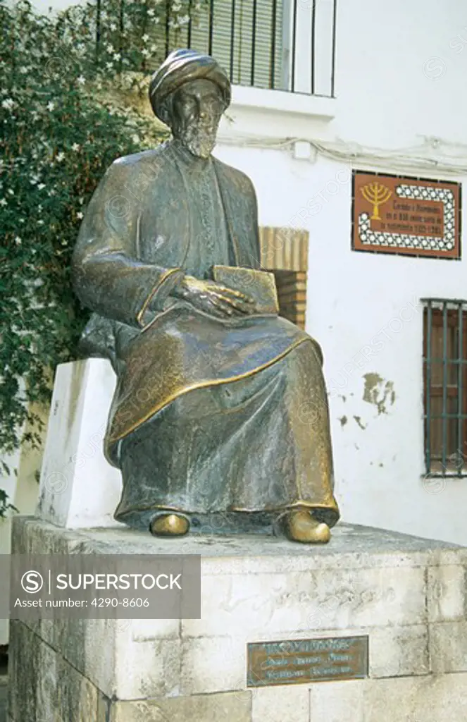 Ben Maimonides statue, Calle, Judios, Tiberiadus Square, Jewish Quarter, Cordoba, Spain