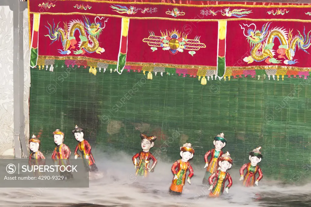 Vietnam, Hanoi, Thang Long Water Puppet Theatre, Water puppets, dancers dancing