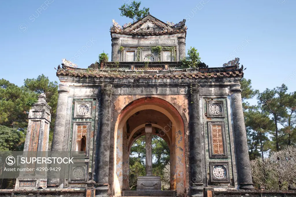 Vietnam, Tomb of Emperor Tu Duc, Stele Pavilion incorporating memorial to Tu Duc's reign