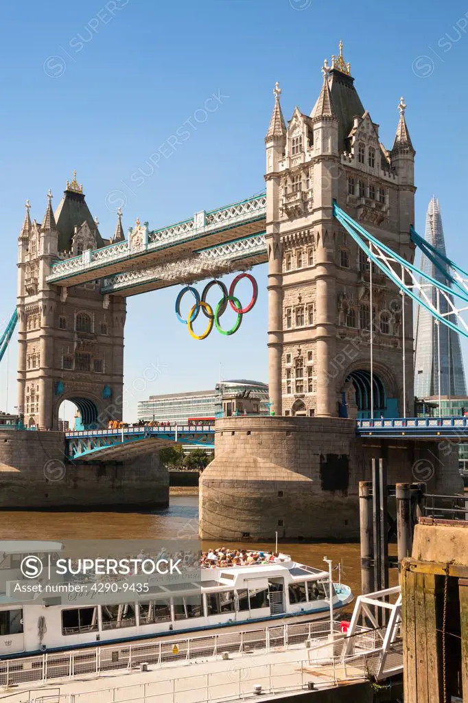 UK, England, London, Tower Bridge with Olympic rings