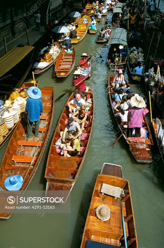 Several boats, Damnoen Saduak floating market, Ratchaburi Province, near Bangkok, Thailand