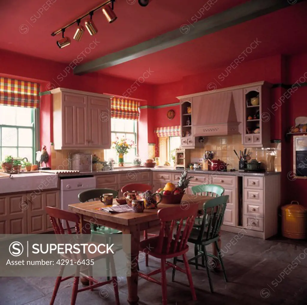 Red and Green Kitchen Diner