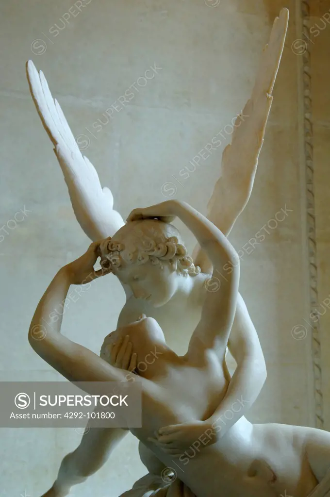 France, Paris, The Louvre, statue of Eros and Psyche