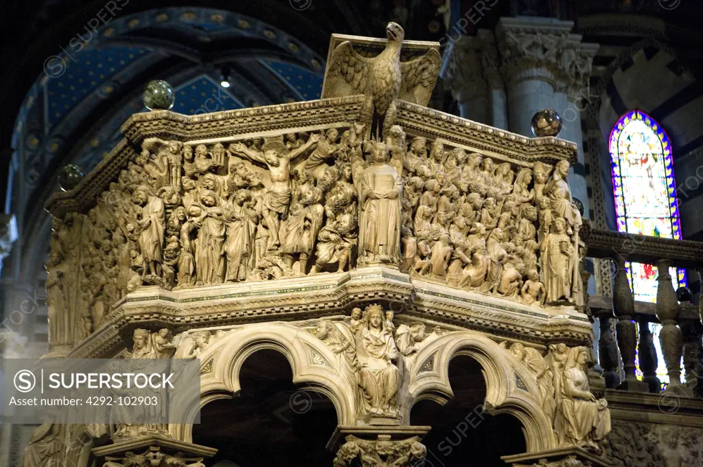 Italy, Tuscany, Siena. Interior of the Duomo, Pulpit.
