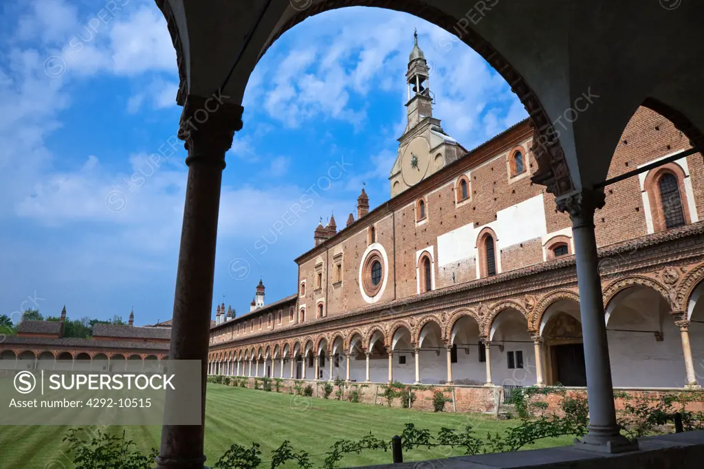 Italy, Lombardy, Pavia, the Certosa di Pavia, the cloister
